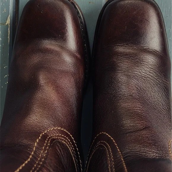 Frye Campus Shorties in Chestnut EUC - Picture 6 of 15